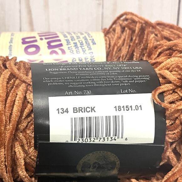 Lion Brand Chenille Yarn Lot of 22 New Skiens Variety of Colors - Picture 6 of 11